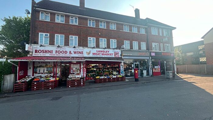 2 Bedroom Flat To Rent In London Road, Slough, Berkshire, SL3