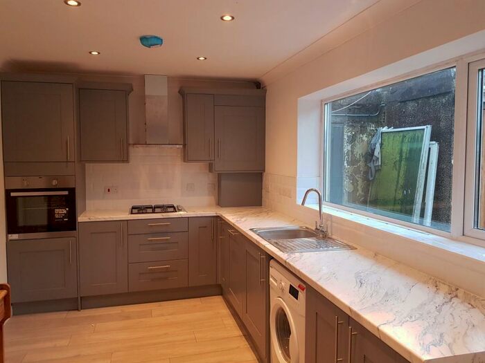 3 Bedroom House To Rent In Chantal Avenue, Pen-y-Fai, Bridgend, CF31