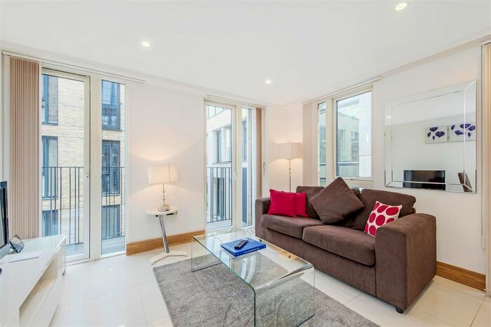 Studio To Rent In Churchway, Camden, London, NW1