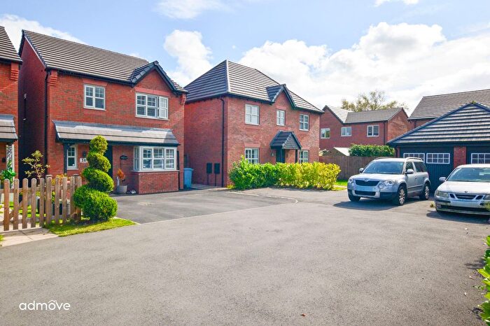 3 Bedroom Property For Sale In Woodyatt Way, Lymm, WA13