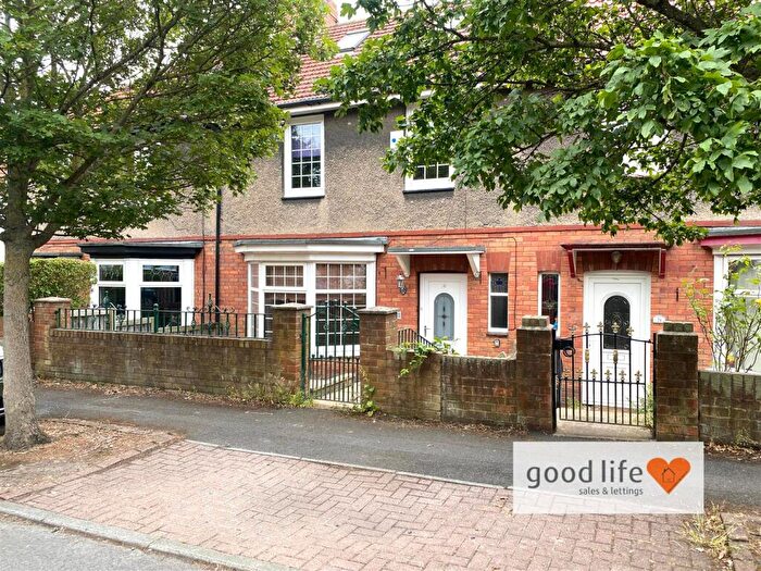 3 Bedroom Terraced House For Sale In Weldon Avenue, Grangetown, Sunderland, SR2