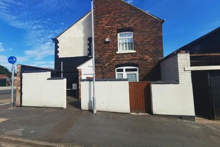 2 Bedroom Flat To Rent In Bishop Street, Stoke-On-Trent, ST4