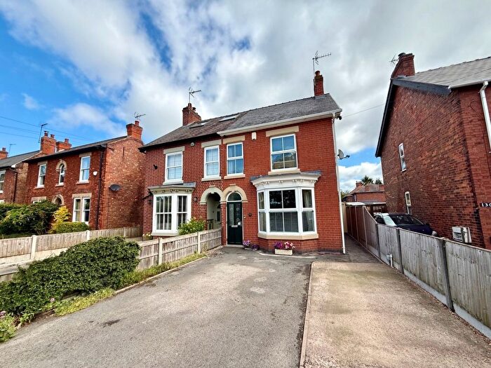 4 Bedroom Semi-detached House For Sale In Derby Road, Draycott, DE72