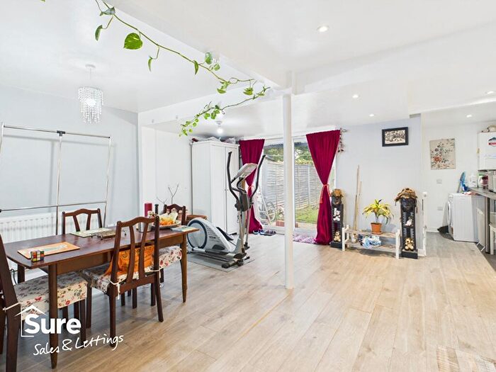 3 Bedroom Terraced House To Rent In The Dart, Hemel Hempstead, Hertfordshire, HP2