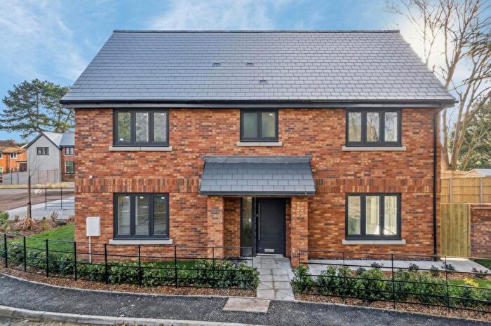 5 Bedroom Detached House For Sale In Turnpike Lane, Ickleford, Hitchin, SG5