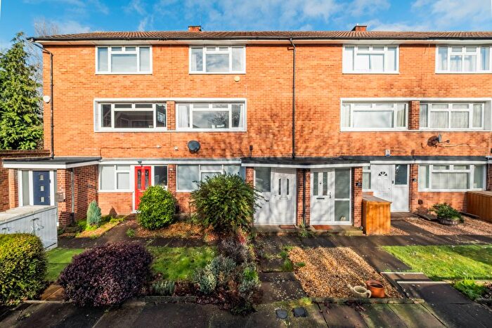 2 Bedroom Flat For Sale In Lyme Farm Road, London, SE12