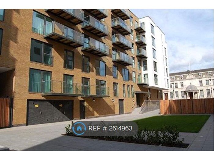 2 Bedroom Flat To Rent In Blackheath Road, London, SE10