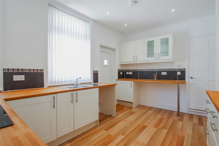 3 Bedroom Terraced House To Rent In Elleray Road, Salford, M6