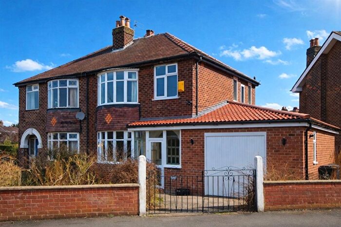 3 Bedroom Semi-Detached House For Sale In Pendlebury Road, Gatley, SK8