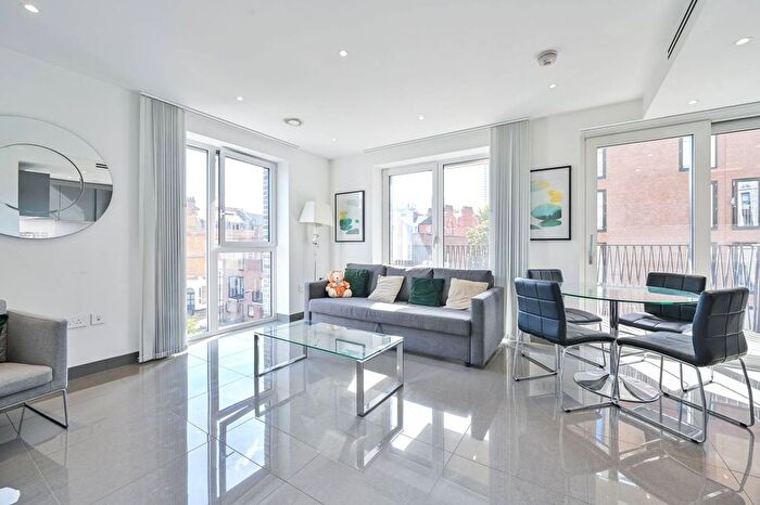 1 Bedroom Flat To Rent In Glade Path, Southwark, London, SE1
