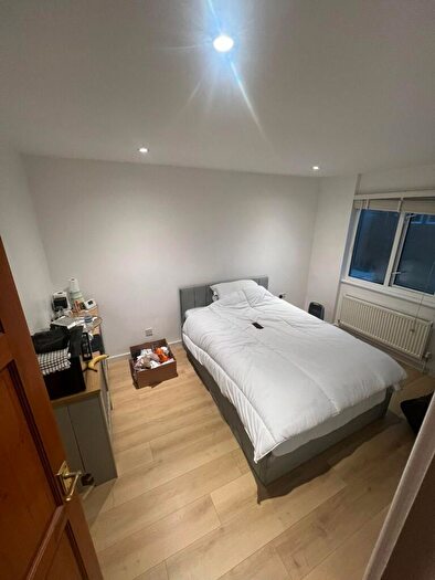 1 Bedroom House To Rent In Viney Bank, Croydon, CR0