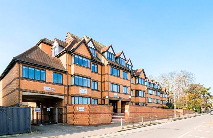 1 Bedroom Flat For Sale In Manor Court Lodge, South Woodford, E18