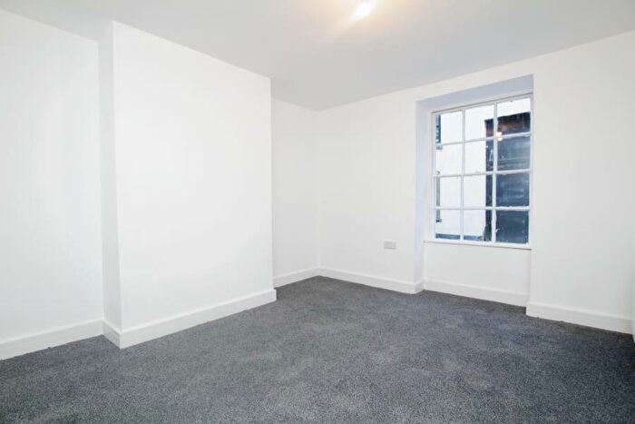 2 Bedroom Apartment To Rent In Church Street - Banwell, BS29