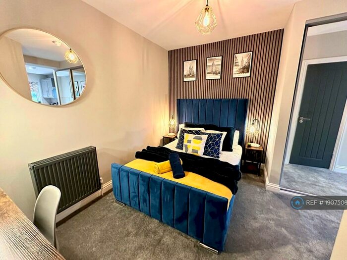 Studio To Rent In Newcastle Road, Reading, RG2