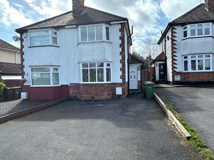 2 Bedroom Semi-Detached House To Rent In Barn Lane, Solihull, West Midlands, B92