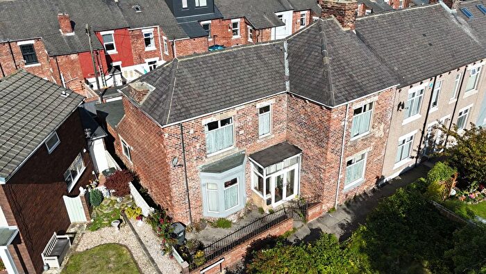 3 Bedroom End Of Terrace House For Sale In Edwina Gardens, North Shields, NE29