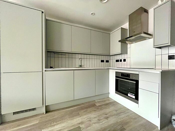 1 Bedroom Property To Rent In Apex Lofts, Birmingham, B12