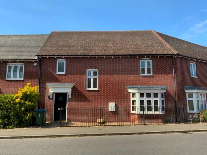 3 Bedroom Terraced House To Rent In Prince Rupert Drive, Aylesbury *Zero Deposit Option Available*, HP19