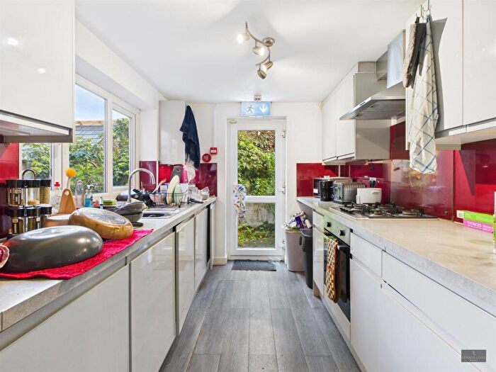 5 Bedroom Private Hall To Rent In York Terrace, Exeter, EX4
