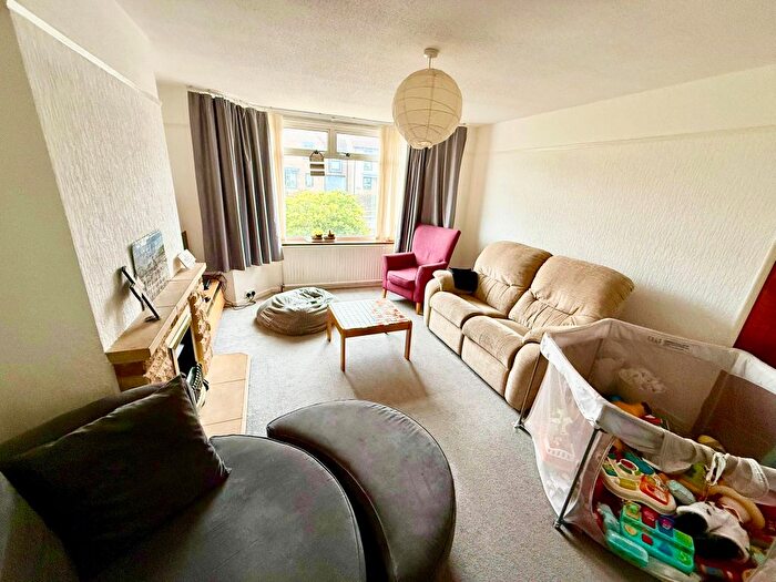 3 Bedroom Terraced House To Rent In Manor Road, Bristol, BS16
