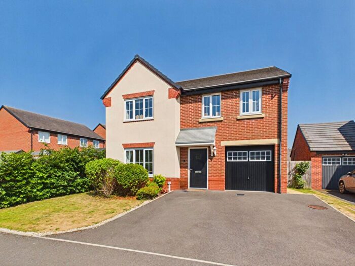 4 Bedroom Detached House For Sale In Harlequin Close, Farndon, CH3