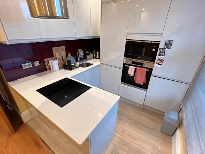 1 Bedroom Flat To Rent In Flat, Drayton Park, London, N5