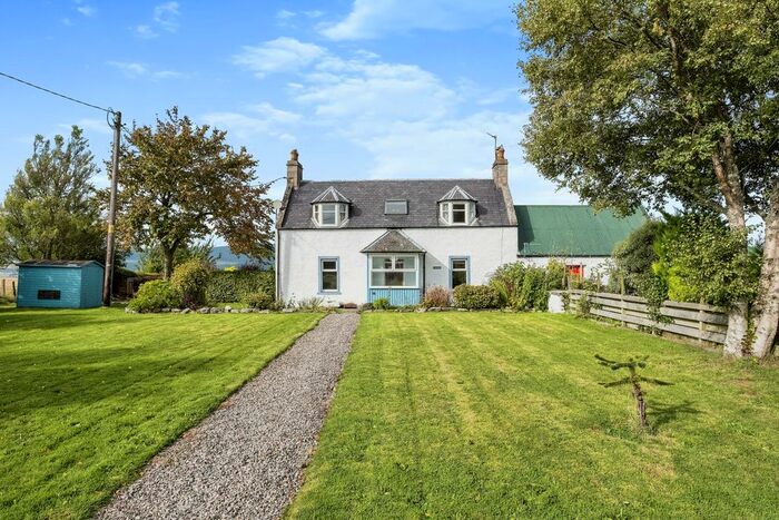 5 Bedroom Semi-Detached House For Sale In Balblair, Dingwall, IV7