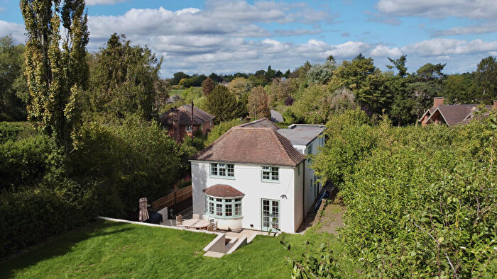 4 Bedroom Detached House For Sale In Craven Road, Inkpen, Berkshire, RG17