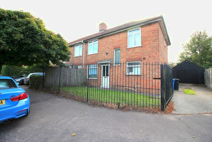 5 Bedroom Semi-Detached House To Rent In Irstead Road, Norwich, NR5