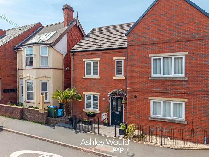 2 Bedroom Semi-Detached House For Sale In Beeches Road, Rowley Regis, B65