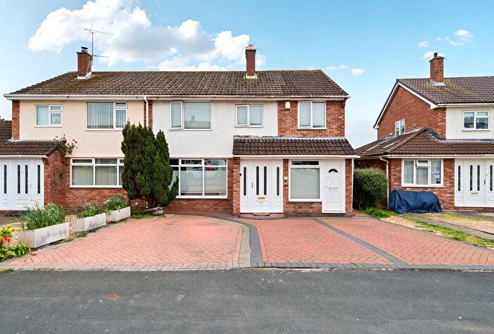 4 Bedroom Semi Detached House For Sale In Orchard Boulevard, Oldland Common, Bristol, BS30