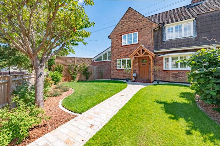 3 Bedroom Semi-Detached House For Sale In Tollfield, Kimbolton, Huntingdon, Cambridgeshire, PE28