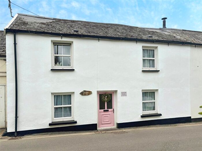 3 Bedroom Link Detached House For Sale In Victoria Street, Combe Martin, Ilfracombe, EX34
