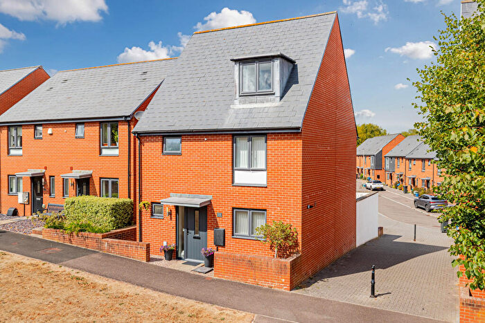 4 Bedroom Detached House For Sale In Milbury Farm Meadow, Exminster, EX6