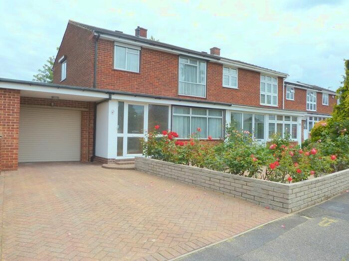 3 Bedroom Semi-Detached House To Rent In Philip Avenue, Swanley, BR8