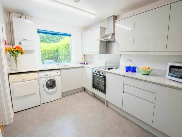 4 Bedroom Property To Rent In Querns Place, Canterbury, Kent, CT1