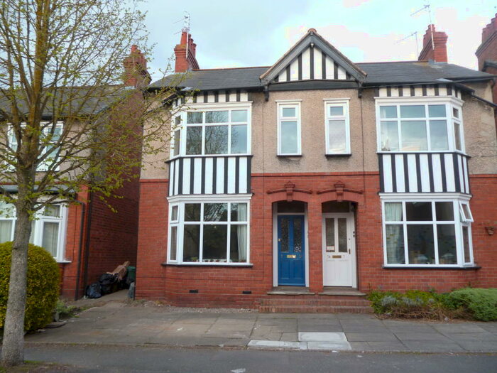 1 Bedroom Apartment To Rent In Cathcart Road, Stourbridge, West Midlands, DY8