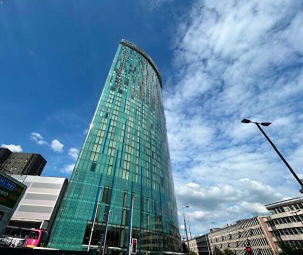 2 Bedroom Apartment To Rent In Holloway Circus Queensway, Birmingham, B1