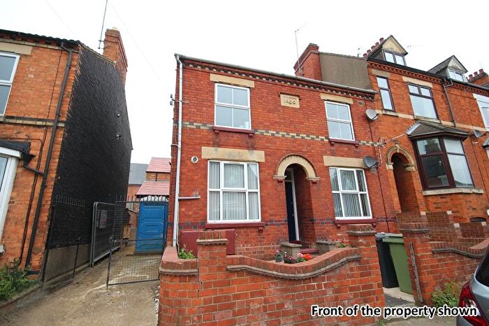 2 Bedroom Flat To Rent In Rock Street, Wellingborough, Northamptonshire., NN8