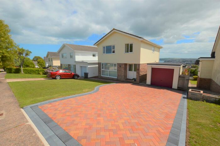 4 Bedroom Detached House To Rent In Broadpark Road, Torquay, TQ2