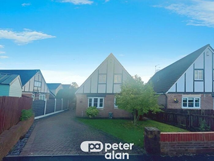 4 Bedroom House To Rent In Cae Llwyndu, Nelson, Treharris, CF46