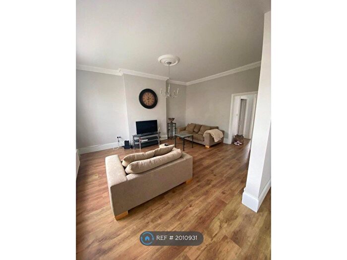 1 Bedroom Flat To Rent In Highlever Road, London, W10