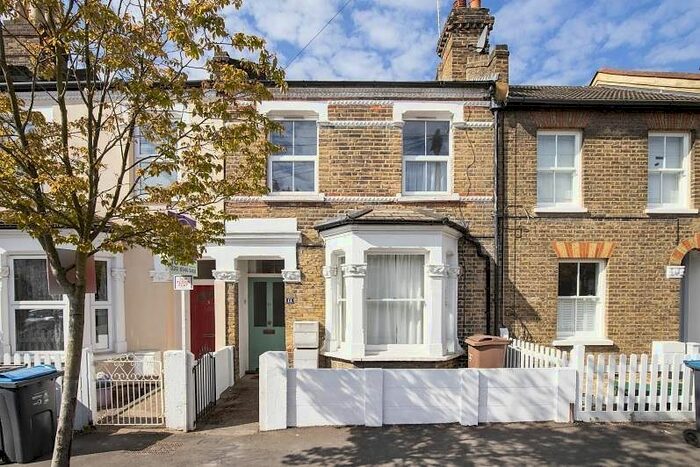 1 Bedroom Property To Rent In Newton Road, Wimbledon, SW19