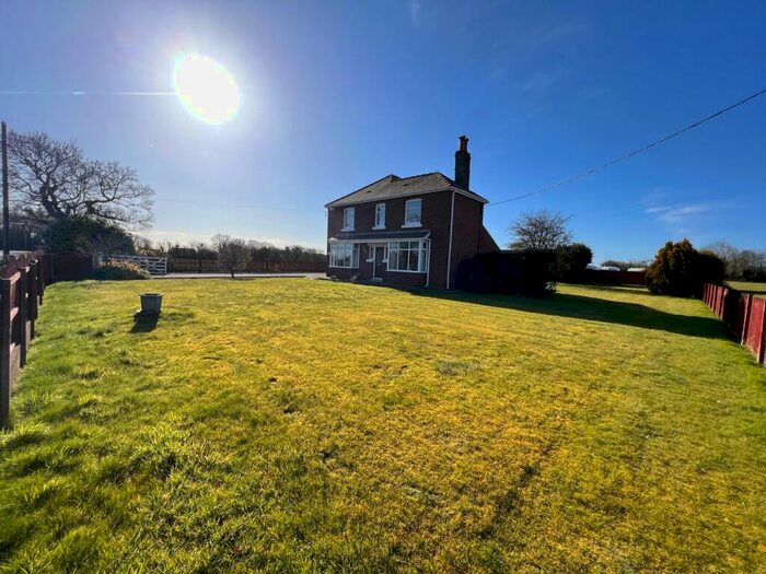 3 Bedroom Detached House For Sale In Brownhill Lane, Longton, Preston, PR4