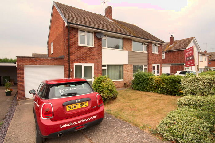 3 Bedroom Semi-Detached House To Rent In Carroll Avenue, Hereford, HR4