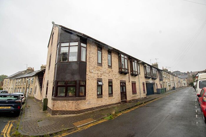 1 Bedroom Flat To Rent In Searle Street, Cambridge, CB4