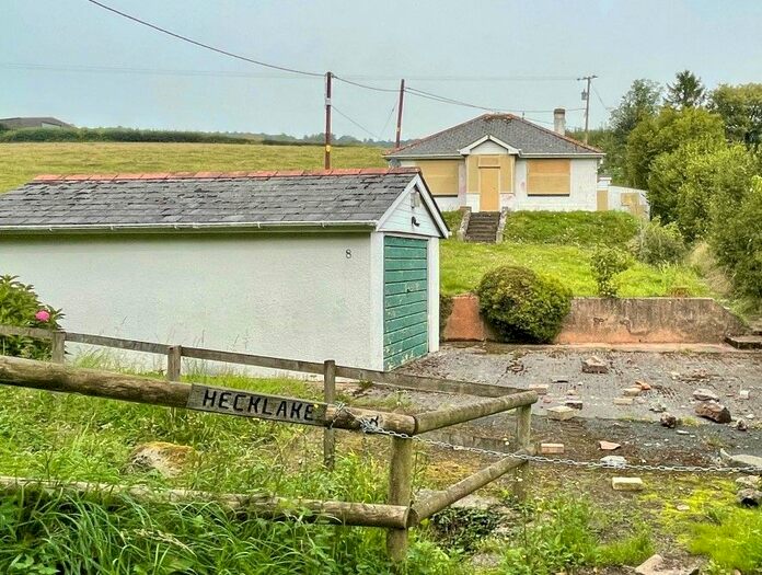 2 Bedroom Detached Bungalow For Sale In Coombe Way, Bishopsteignton, Teignmouth, Devon, TQ14