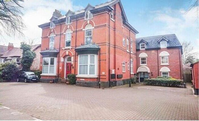 1 Bedroom Flat For Sale In Birmingham Road, Sutton Coldfield, B72