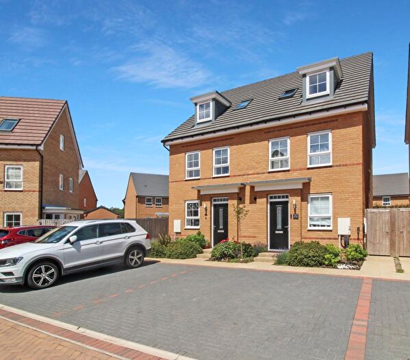 4 Bedroom Semi-Detached House For Sale In Bonadventure Avenue, Brooklands, Milton Keynes, Buckinghamshire, MK10