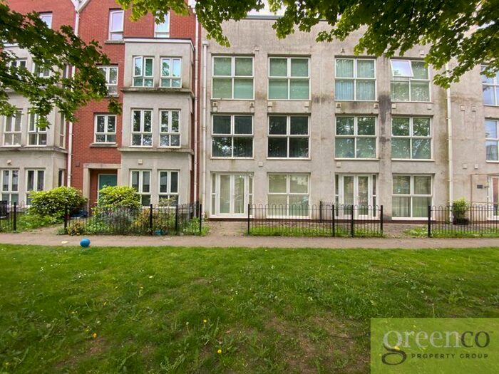 1 Bedroom Ground Flat To Rent In Green View, Salford, M7